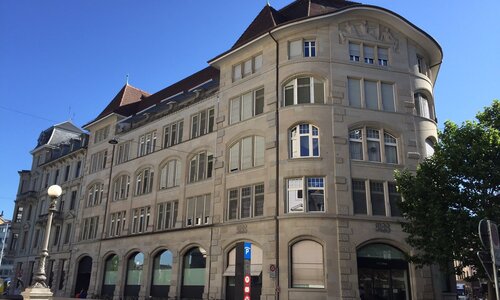 Umbau Geschäftshaus NZZ